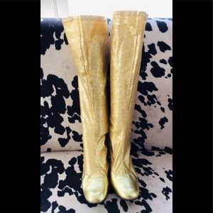 Going to a GO-GO. I acquired these 1960’s boots when I had my vintage store